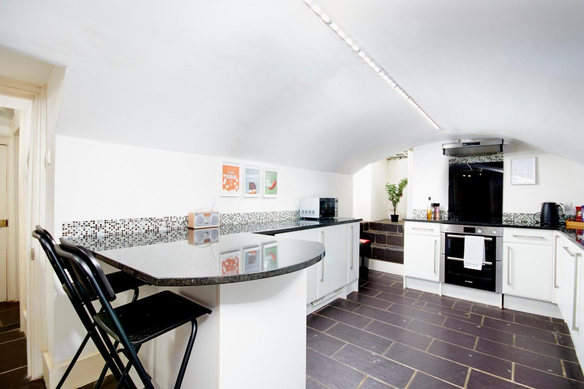Beautiful 2Bedroom 4 Actual Beds House With Wifi By Purestay Bath Exteriér fotografie